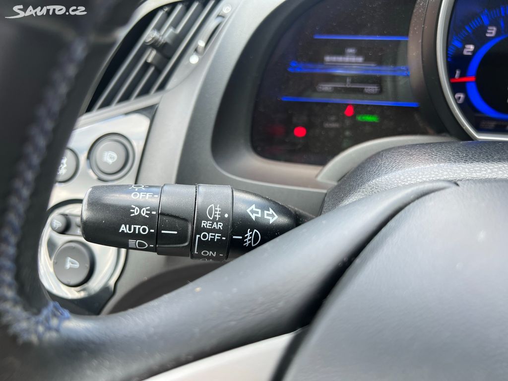 Honda CR-Z 1,5 i-VTEC GT 1.majitel, ČR