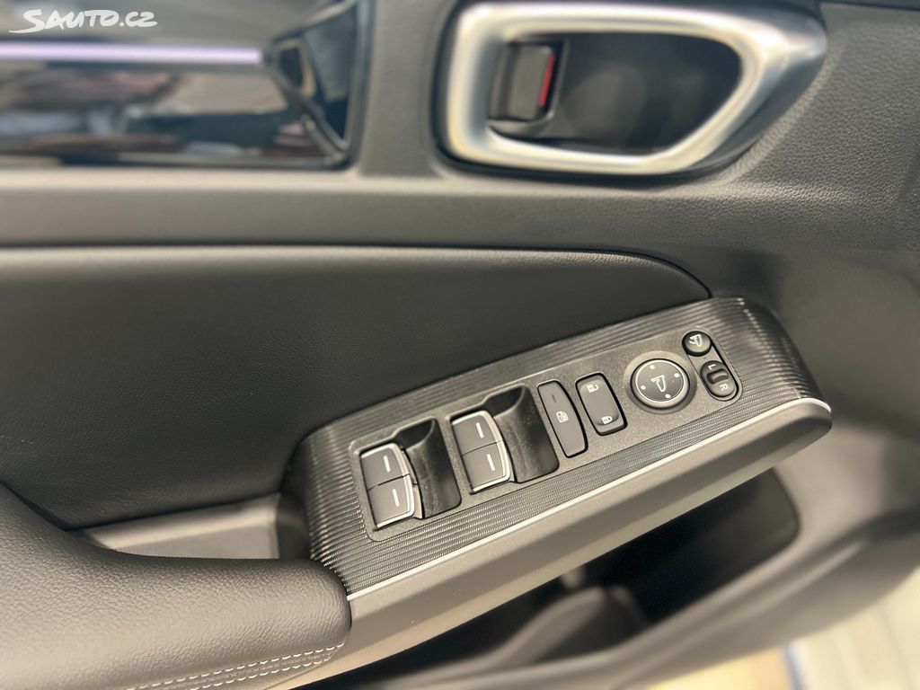 Honda Civic 2,0 e:HEV Advance