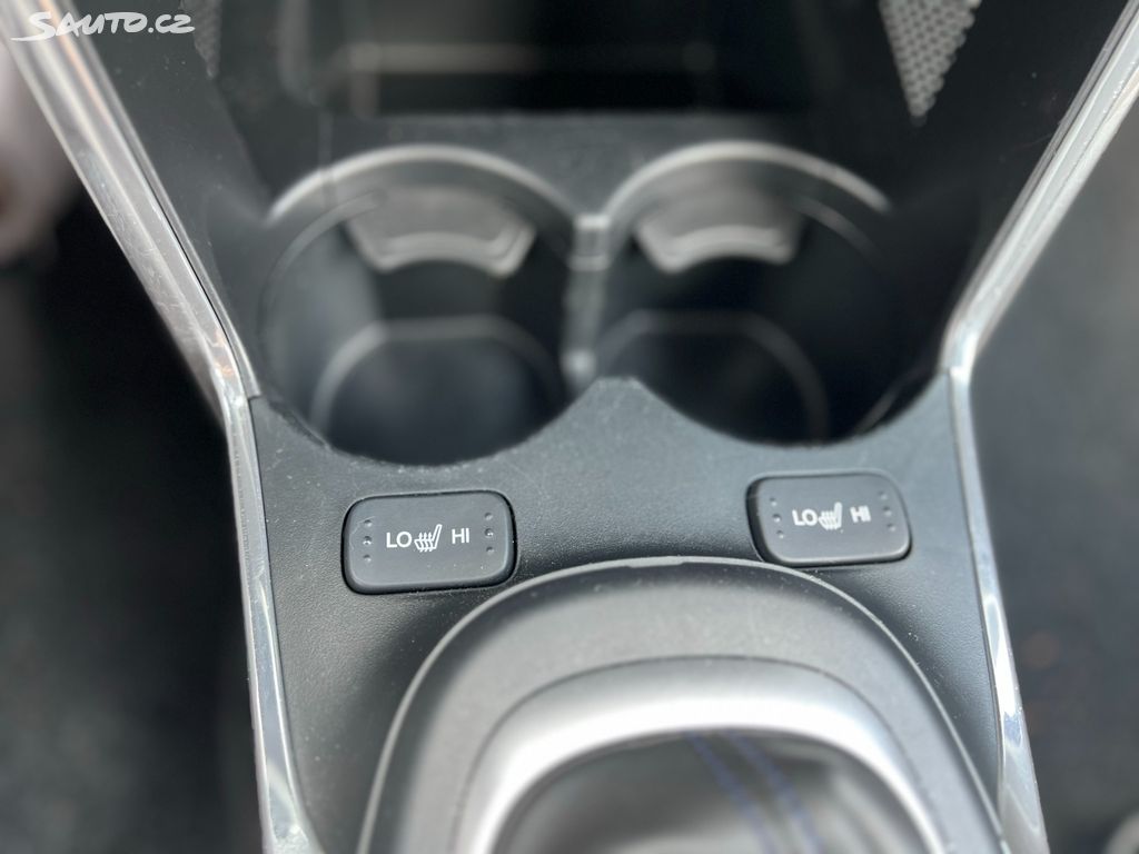 Honda CR-Z 1,5 i-VTEC GT 1.majitel, ČR