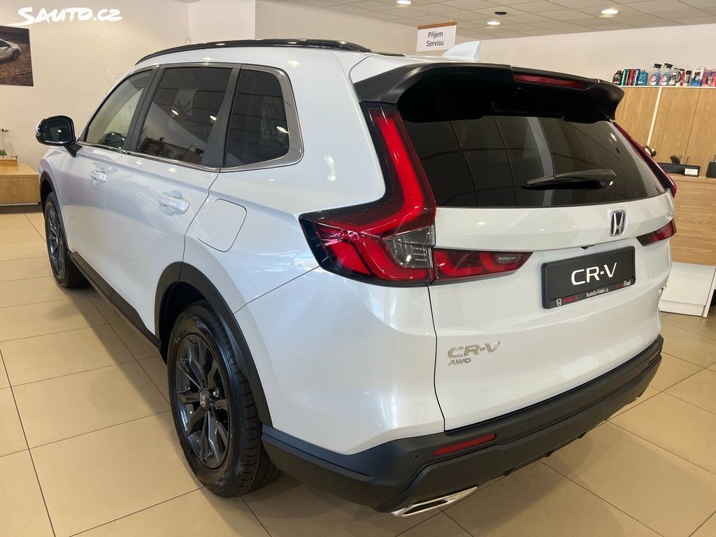 Honda CR-V 2,0 e:HEV Advance - Zimní pneu