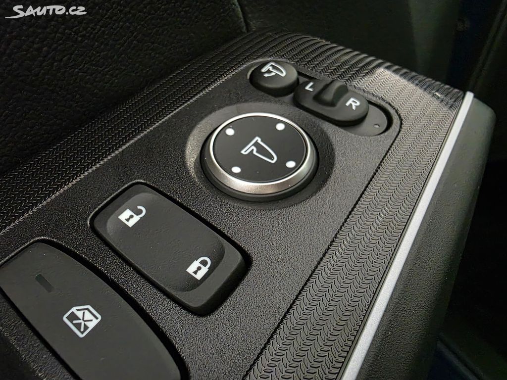 Honda Civic 5D 2,0 e:HEV Advance MY2026