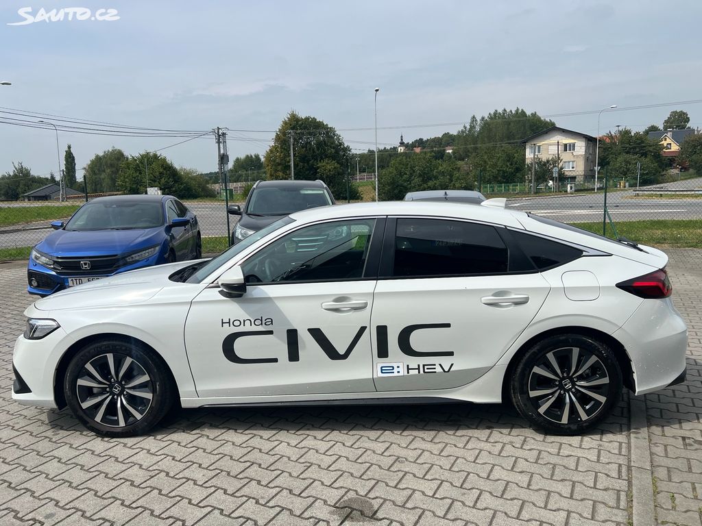 Honda Civic 2,0 e:HEV Elegance Hybrid