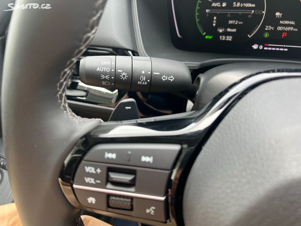 Honda Civic 2,0 e:HEV Elegance Hybrid