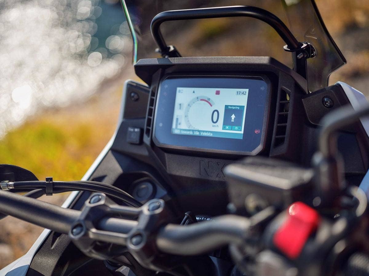 Honda NX 500 - PRODEJNÍ KAMPAŃ-SKLADEM