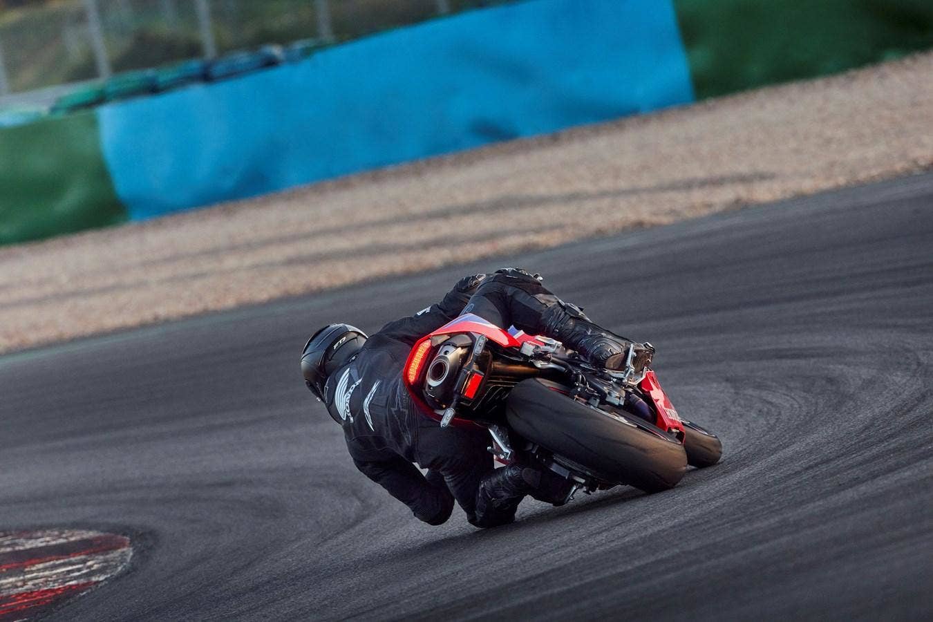 Honda CBR 600 RR - SKLADEM, AKČNÍ CENA