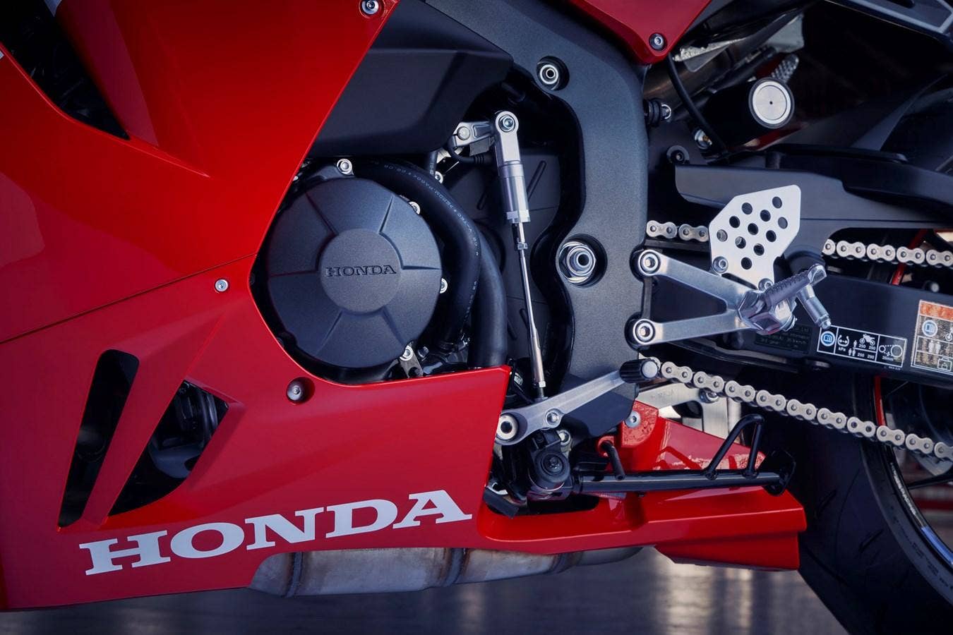 Honda CBR 600 RR - SKLADEM, AKČNÍ CENA