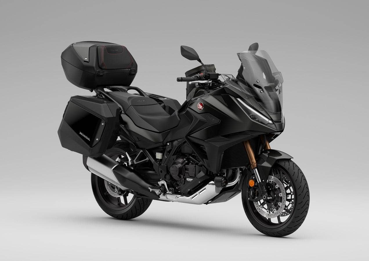 Honda NT 1100 - SKLADEM