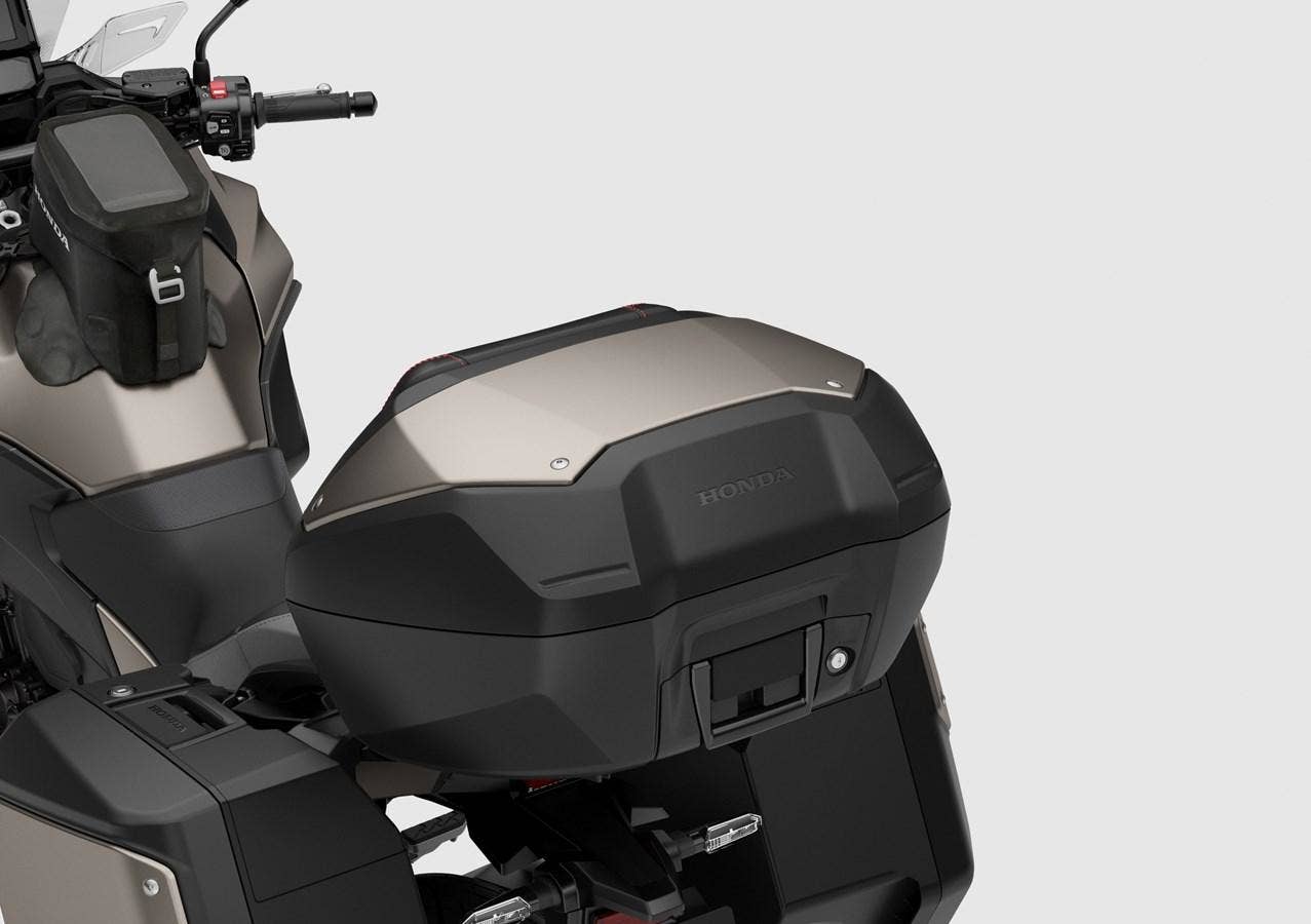 Honda NT 1100 - SKLADEM