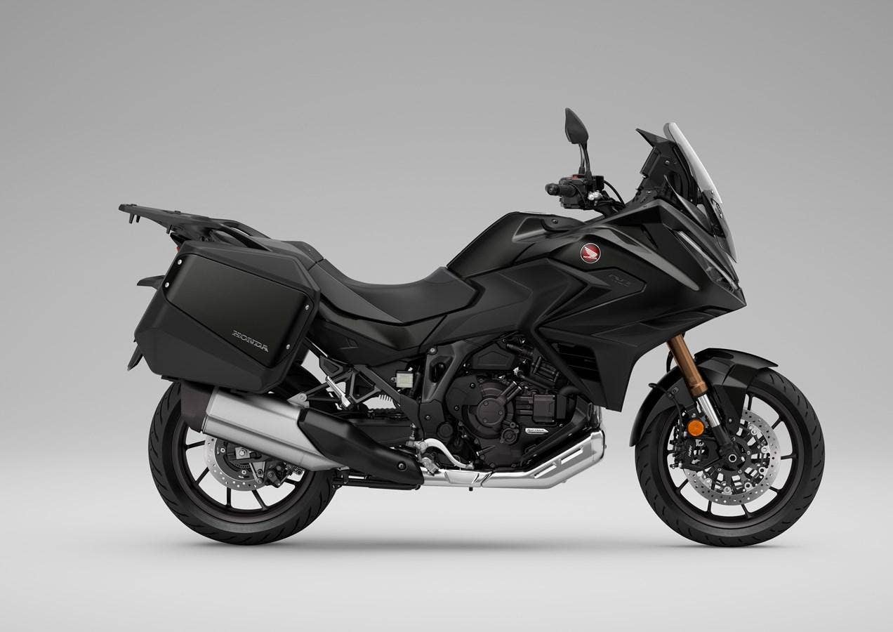 Honda NT 1100 - SKLADEM