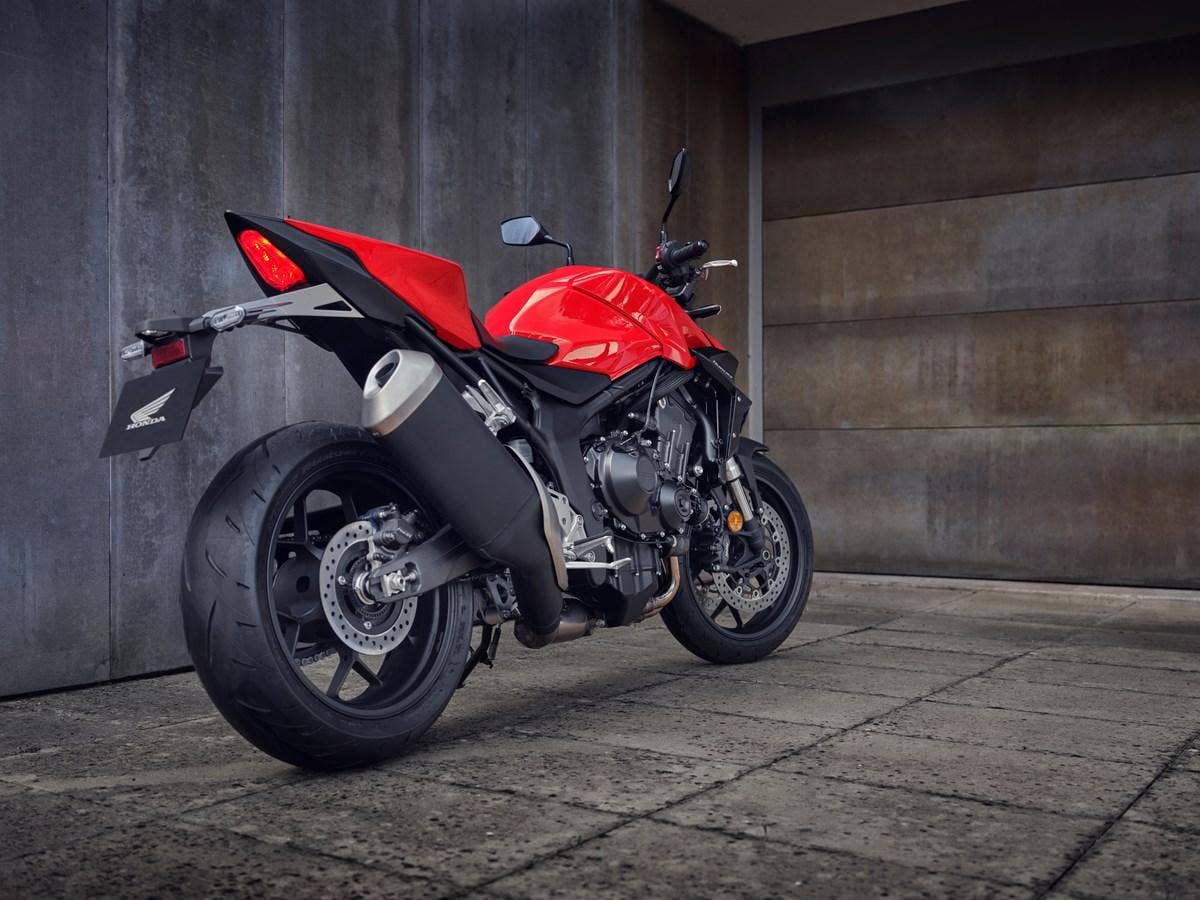Honda CB 1000 Hornet - SKLADEM, AKCE