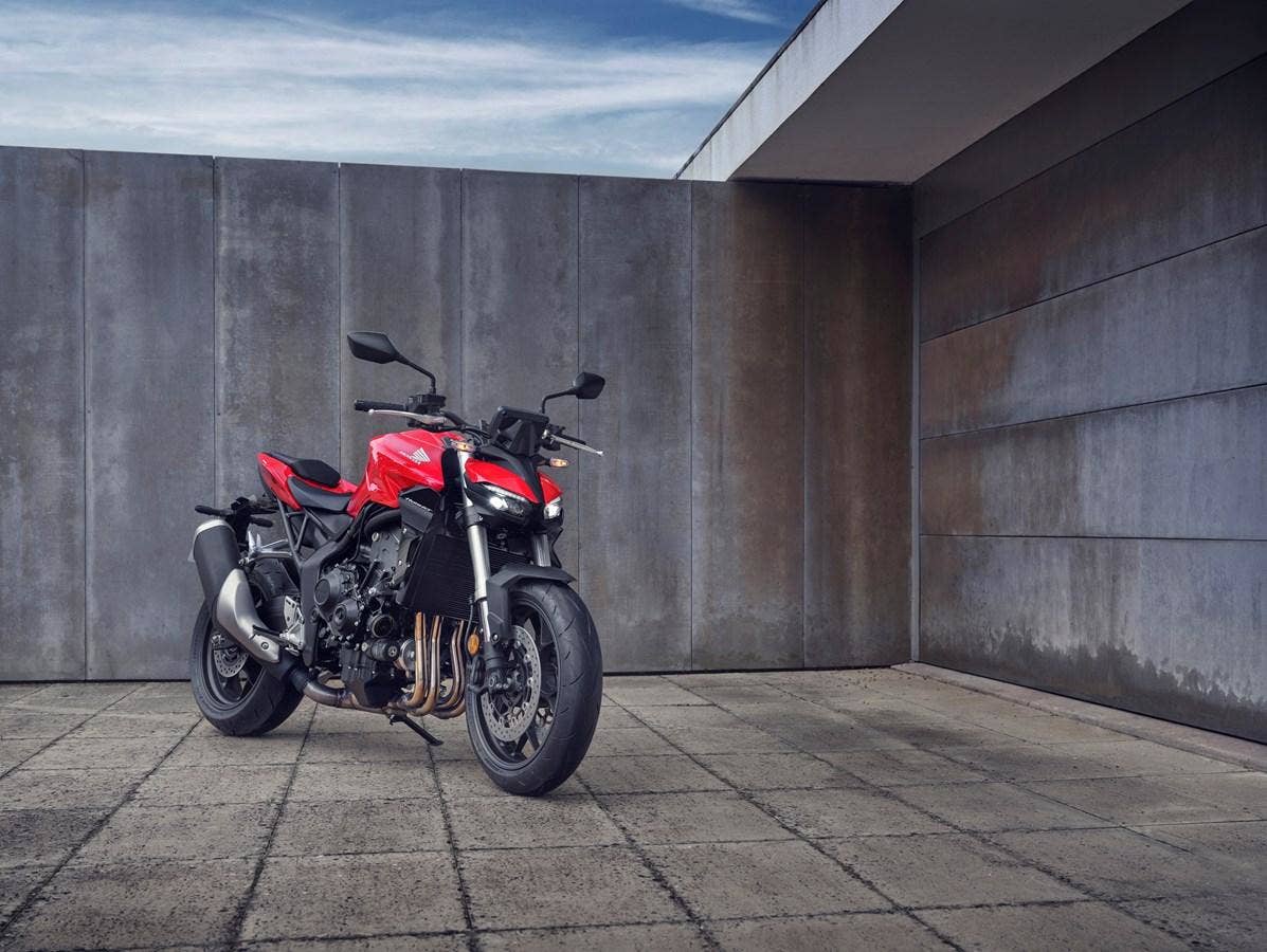 Honda CB 1000 Hornet - SKLADEM, AKCE