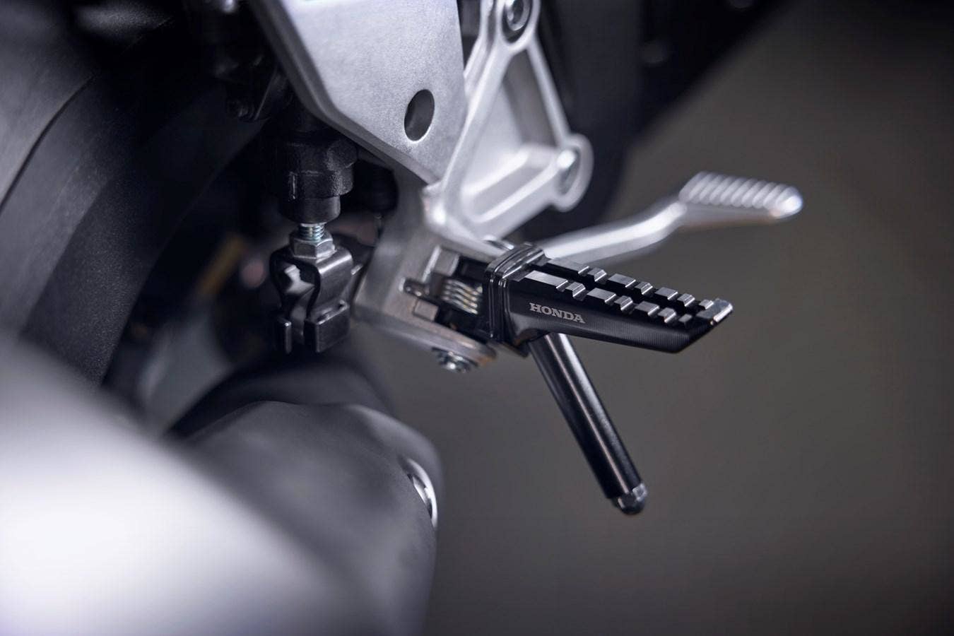 Honda CB 1000 Hornet - SKLADEM, AKCE