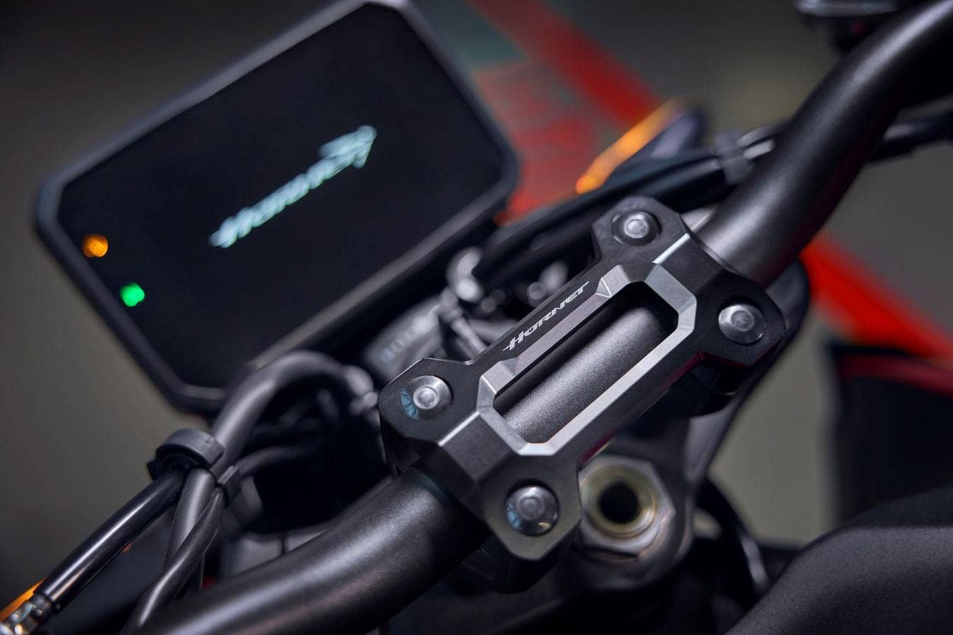 Honda CB 1000 Hornet - SKLADEM, AKCE