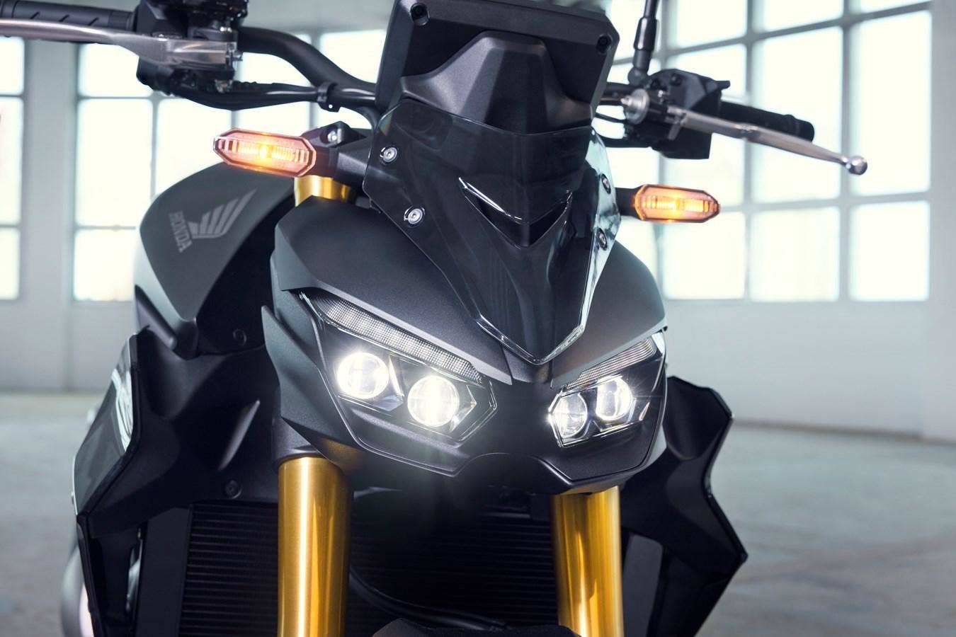 Honda CB 1000 Hornet SP - NOVINKA 2025