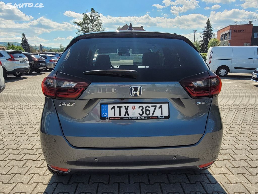 Honda Jazz 1,5e:HEV EXECUTIVE DPH +KOLA