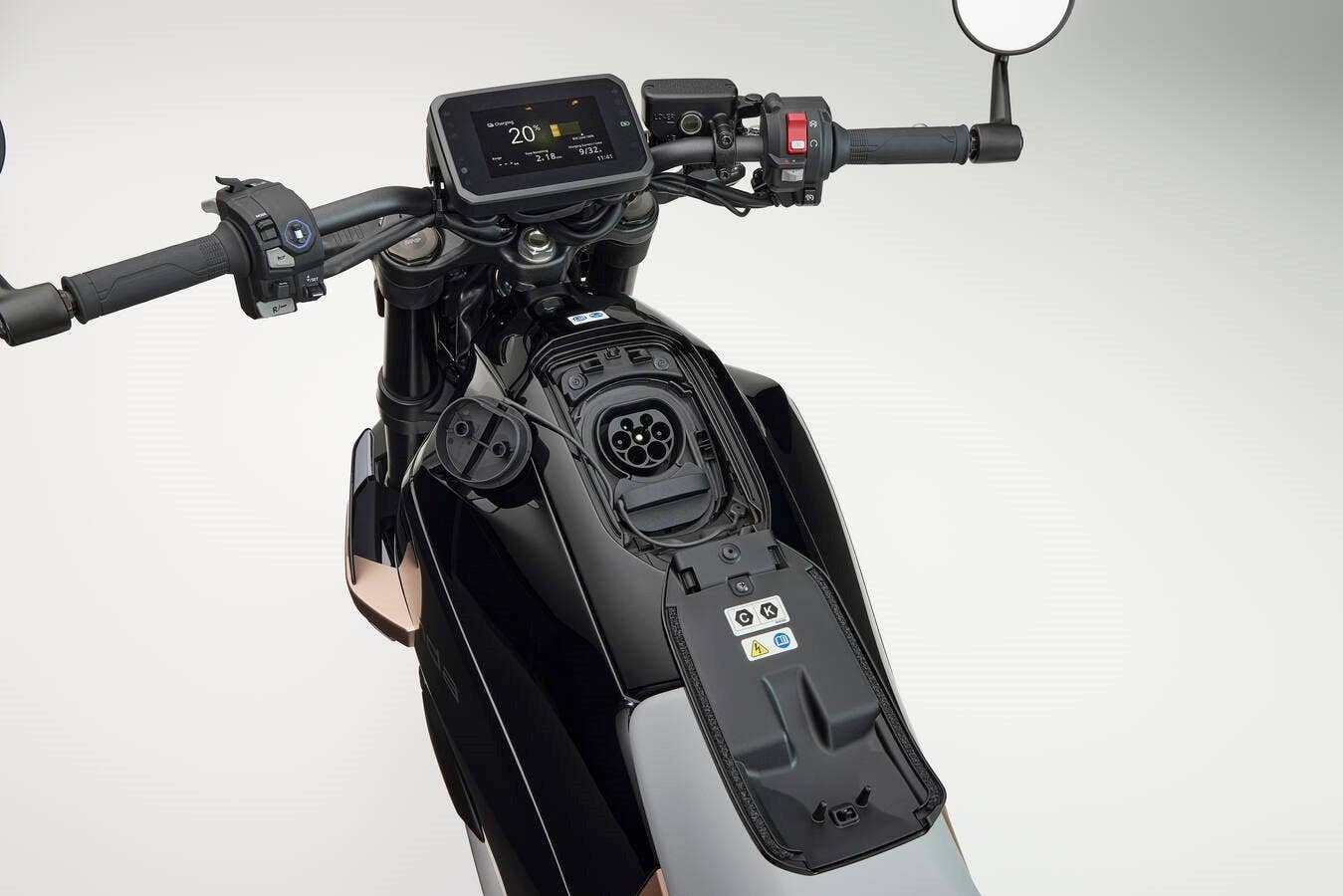 Honda WN7 - První elektrický motocykl HONDA