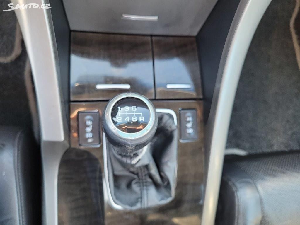 Honda Accord 2,2i-CTDI EXECUTIVE 6MT