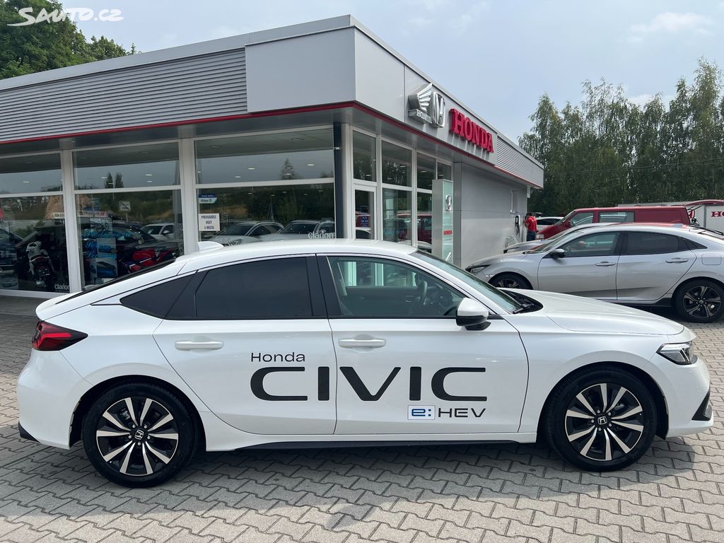 Honda Civic 2,0 e:HEV Elegance Hybrid