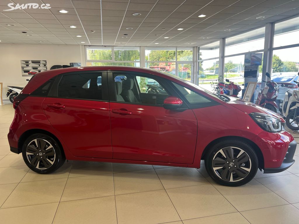 Honda Jazz 1,5 e:HEV ADVANCE