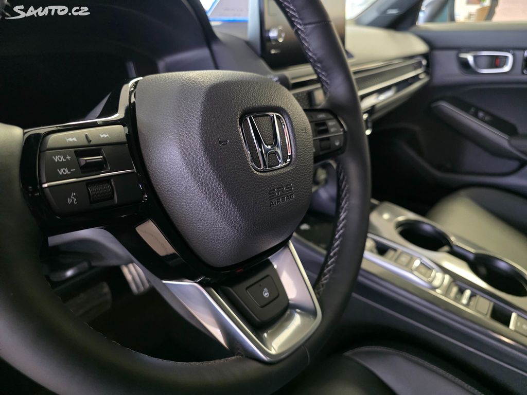 Honda Civic 5D 2,0 e:HEV Advance MY2026