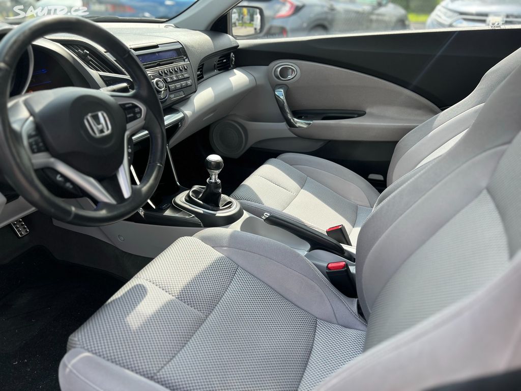 Honda CR-Z 1,5 i-VTEC GT 1.majitel, ČR