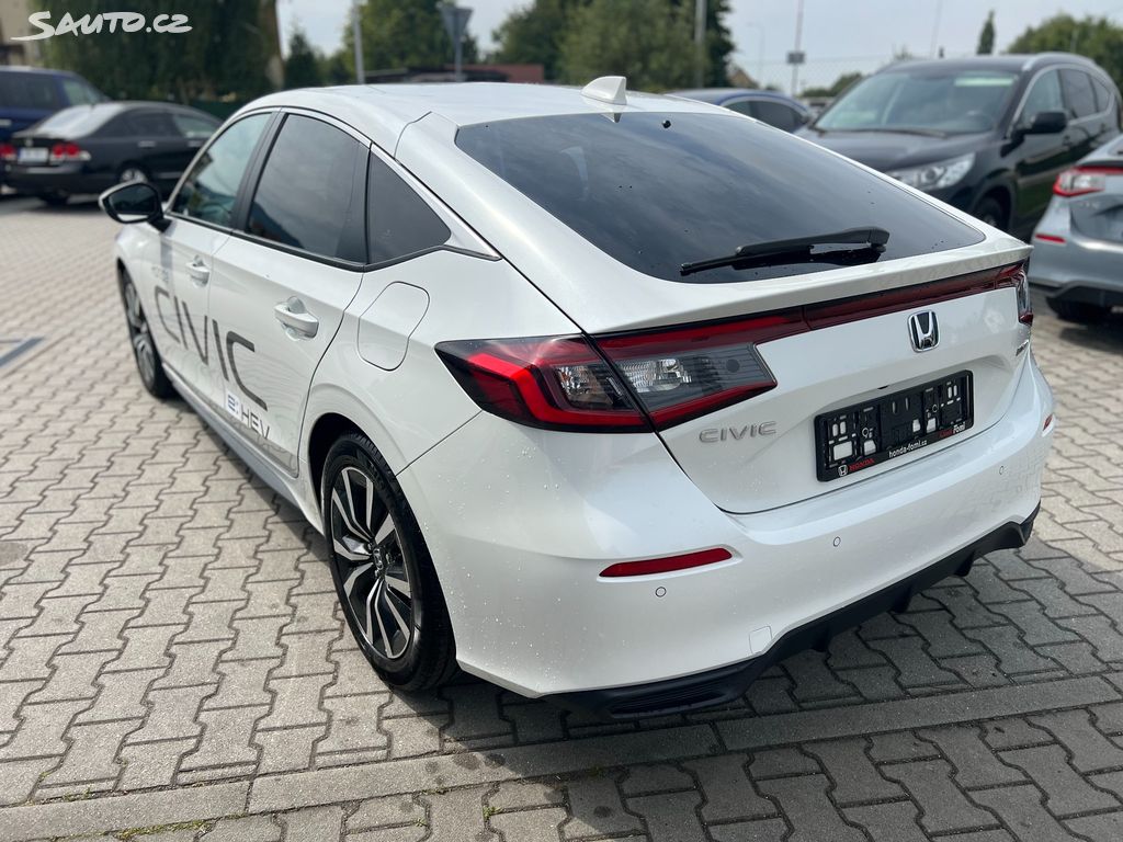 Honda Civic 2,0 e:HEV Elegance Hybrid