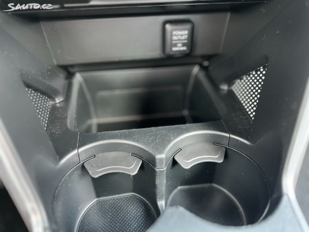 Honda CR-Z 1,5 i-VTEC GT 1.majitel, ČR