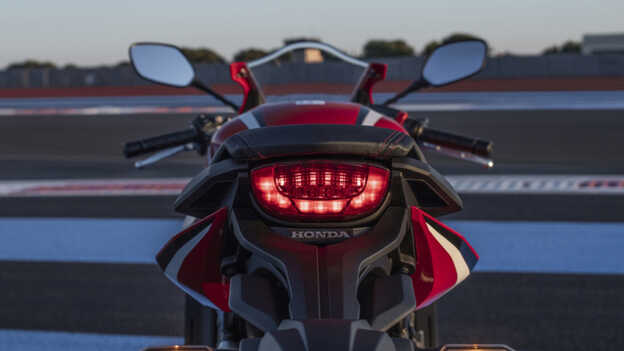 CBR650R