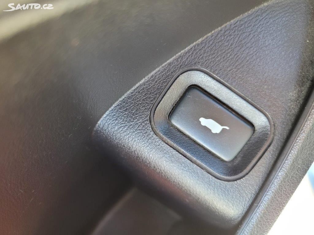 Honda Accord 2,2i-CTDI EXECUTIVE 6MT