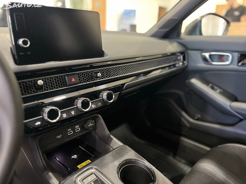 Honda Civic 2,0 e:HEV Sport