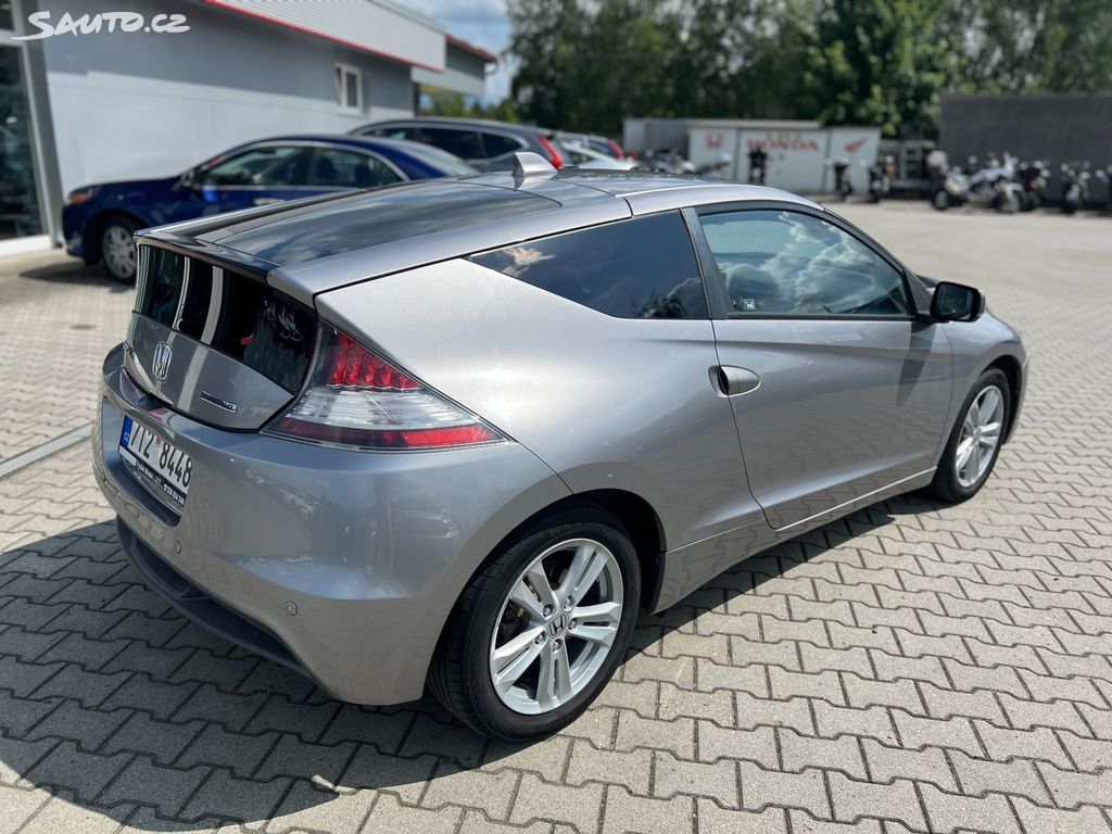 Honda CR-Z 1,5 i-VTEC GT 1.majitel, ČR