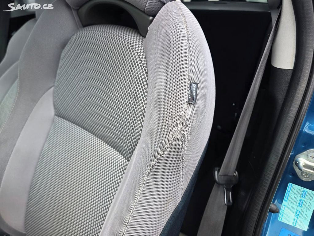 Honda CR-Z 1,5 SPORT
