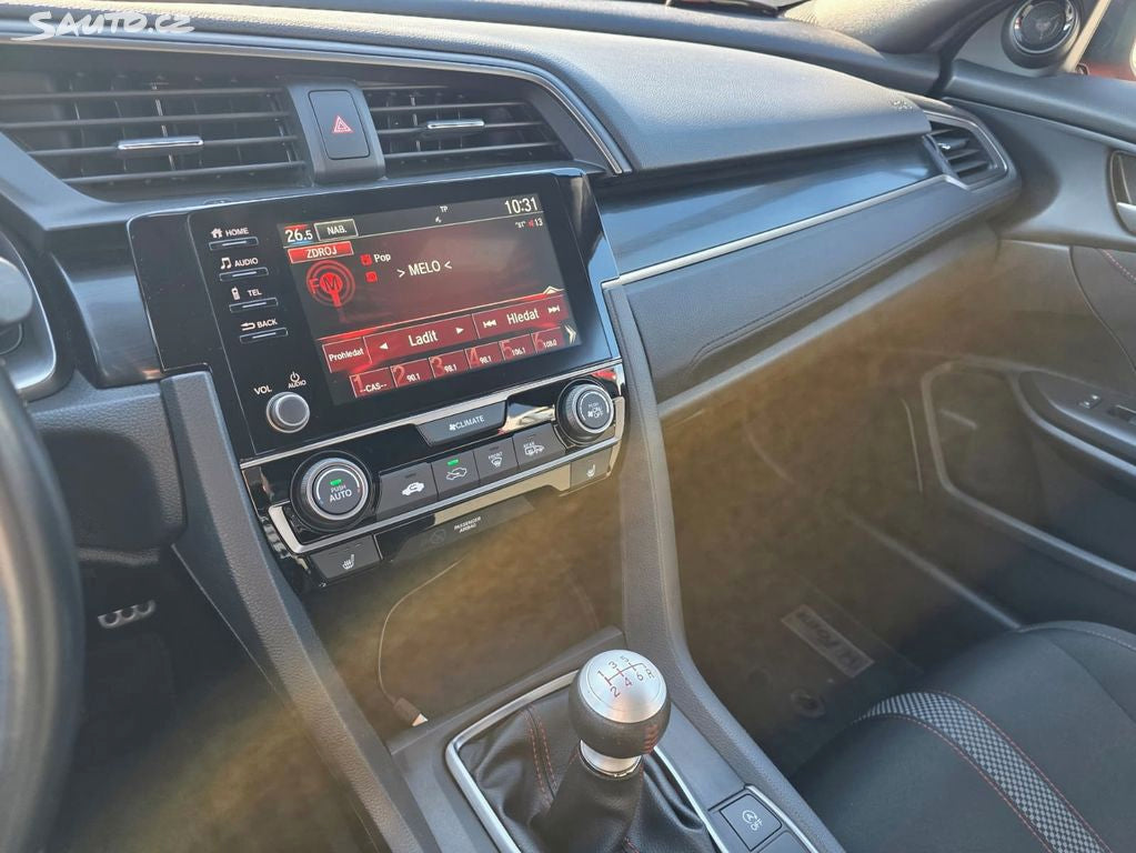 Honda Civic 5D 1,0 i-VTEC Turbo Sport Line