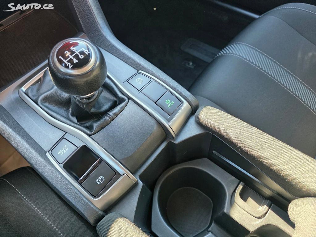 Honda Civic 5D 1,0 TV Comfort