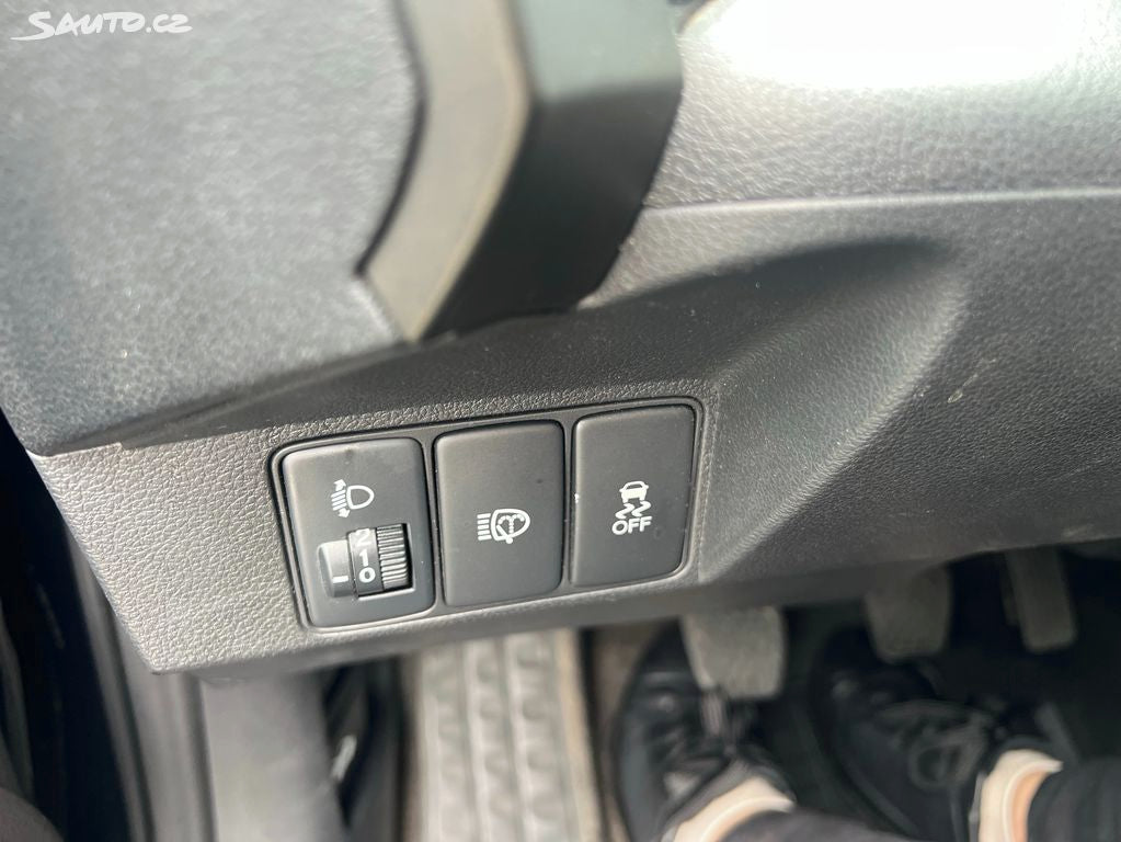 Honda Civic 1,6 i-DTEC   REZERVACE