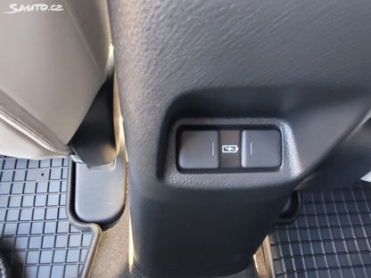 Honda Jazz 1,5e:HEV EXECUTIVE DPH +KOLA