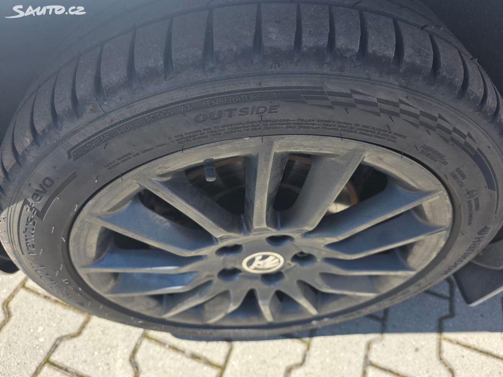 Škoda Octavia Kombi 2,0 TDi Laurin Klement
