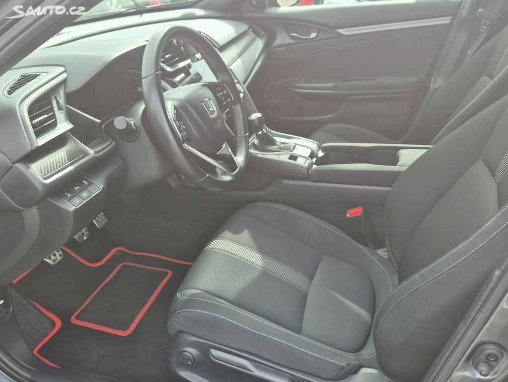 Honda Civic 1,5TV Sport 6MT - TOP STAV