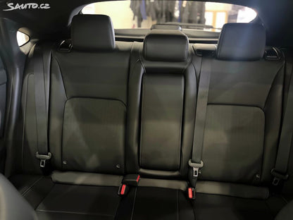 Honda Civic 2,0 e:HEV Advance