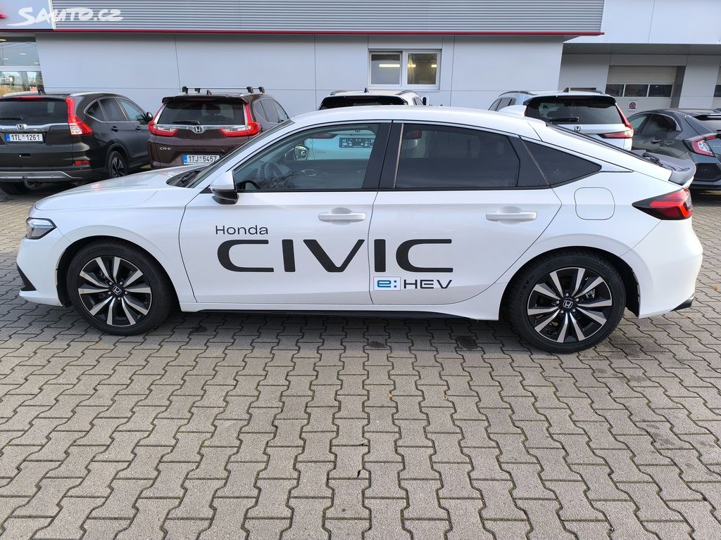 Honda Civic 2,0 e:HEV Elegance DEMO