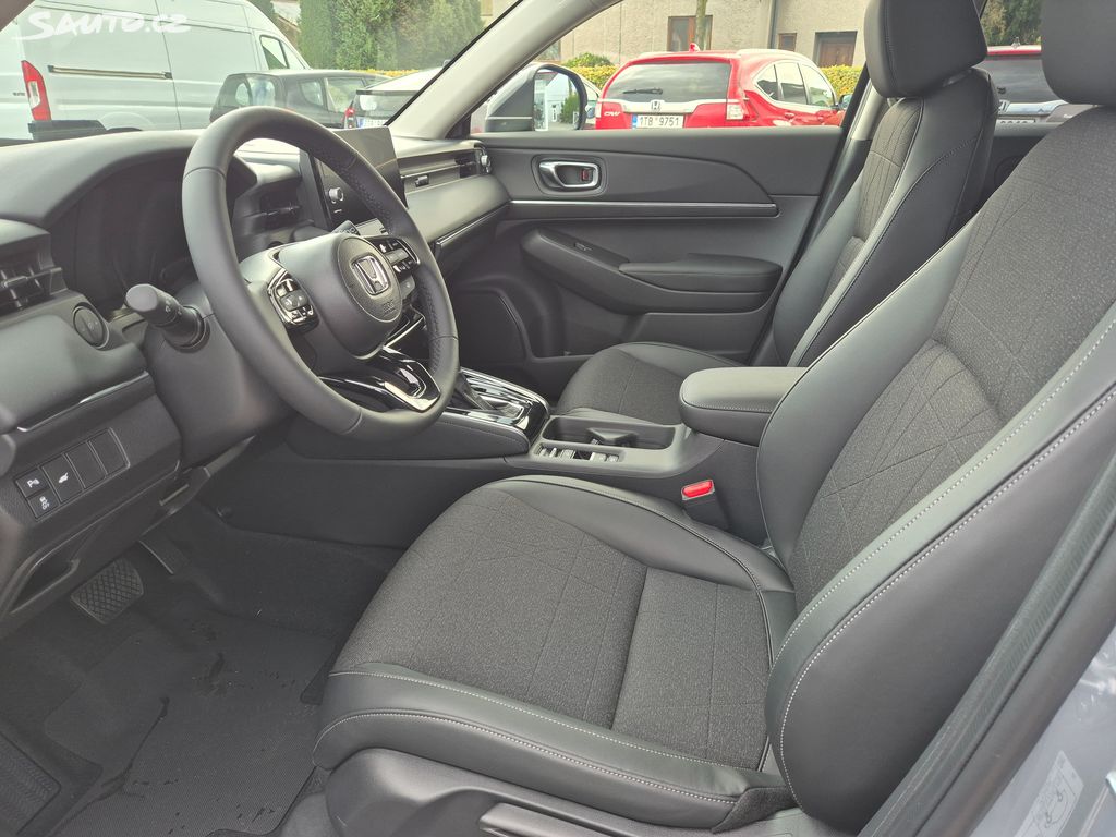 Honda HR-V 1,5e:HEV Advance AKCE MR2025