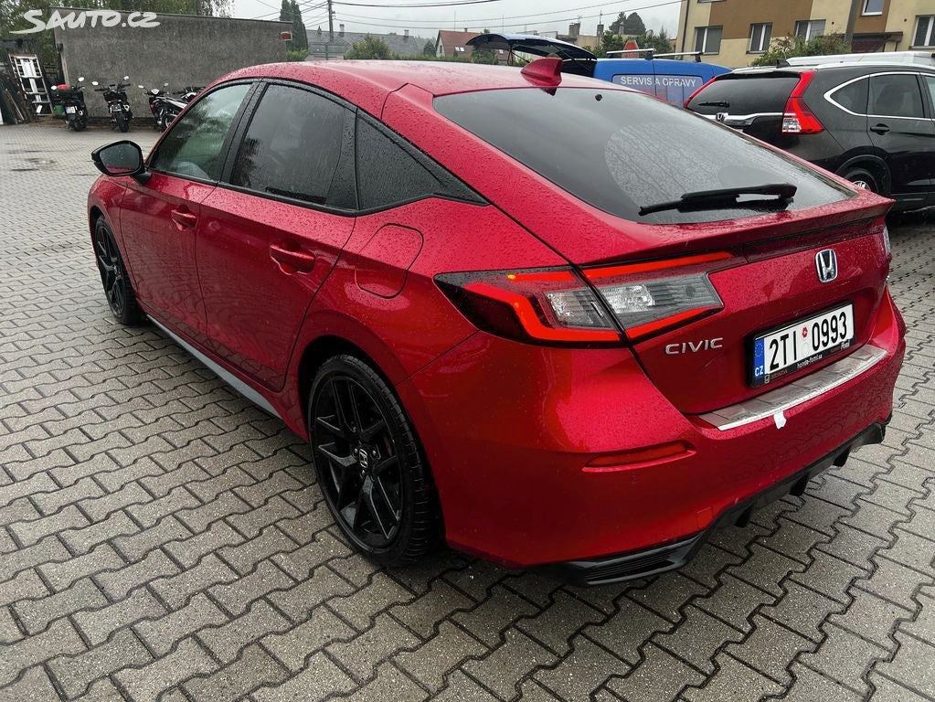 Honda Civic 2,0 e:HEV Sport ČR, 1.Majitel