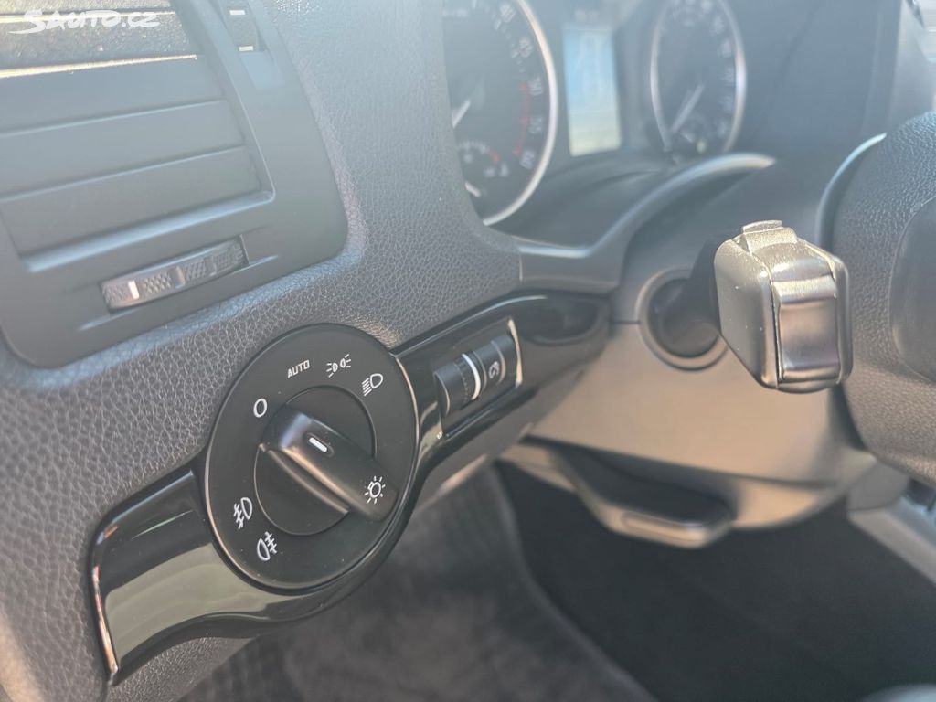 Škoda Octavia Kombi 2,0 TDi Laurin Klement