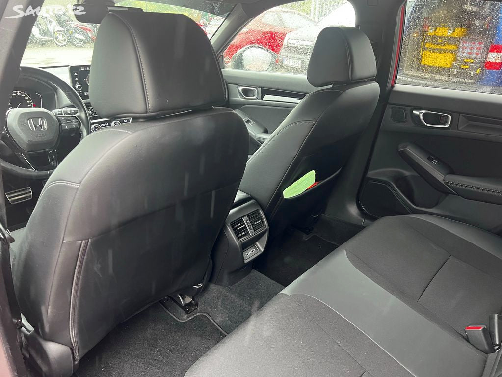Honda Civic 2,0 e:HEV Sport ČR, 1.Majitel