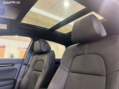 Honda Civic 2,0 e:HEV Advance