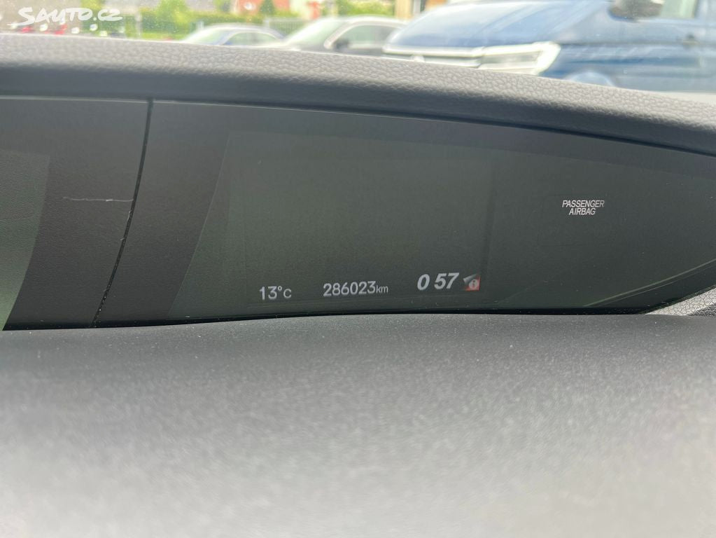Honda Civic 1,6 i-DTEC   REZERVACE
