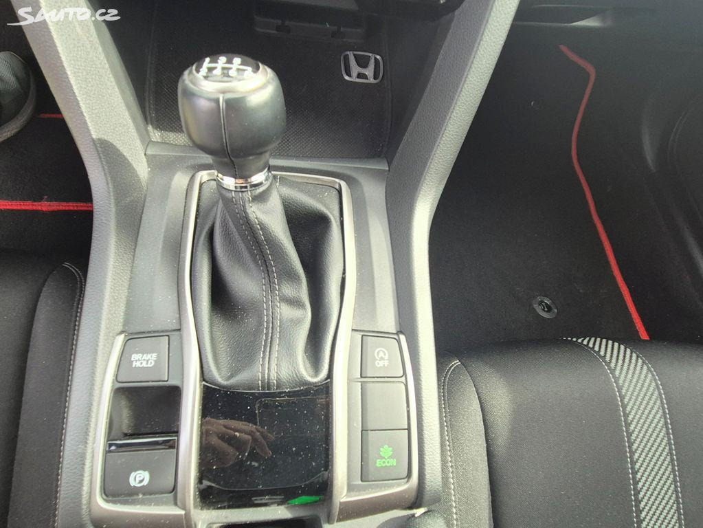 Honda Civic 1,5TV Sport 6MT - TOP STAV