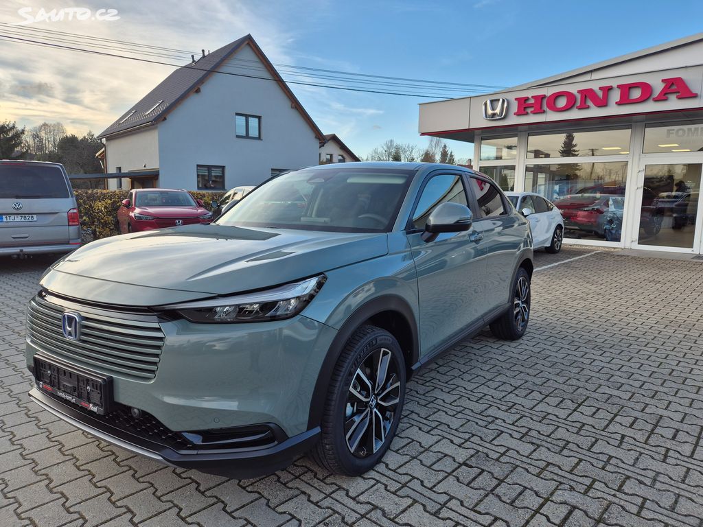 Honda HR-V 1,5e:HEV Elegance SLEVA 130tis