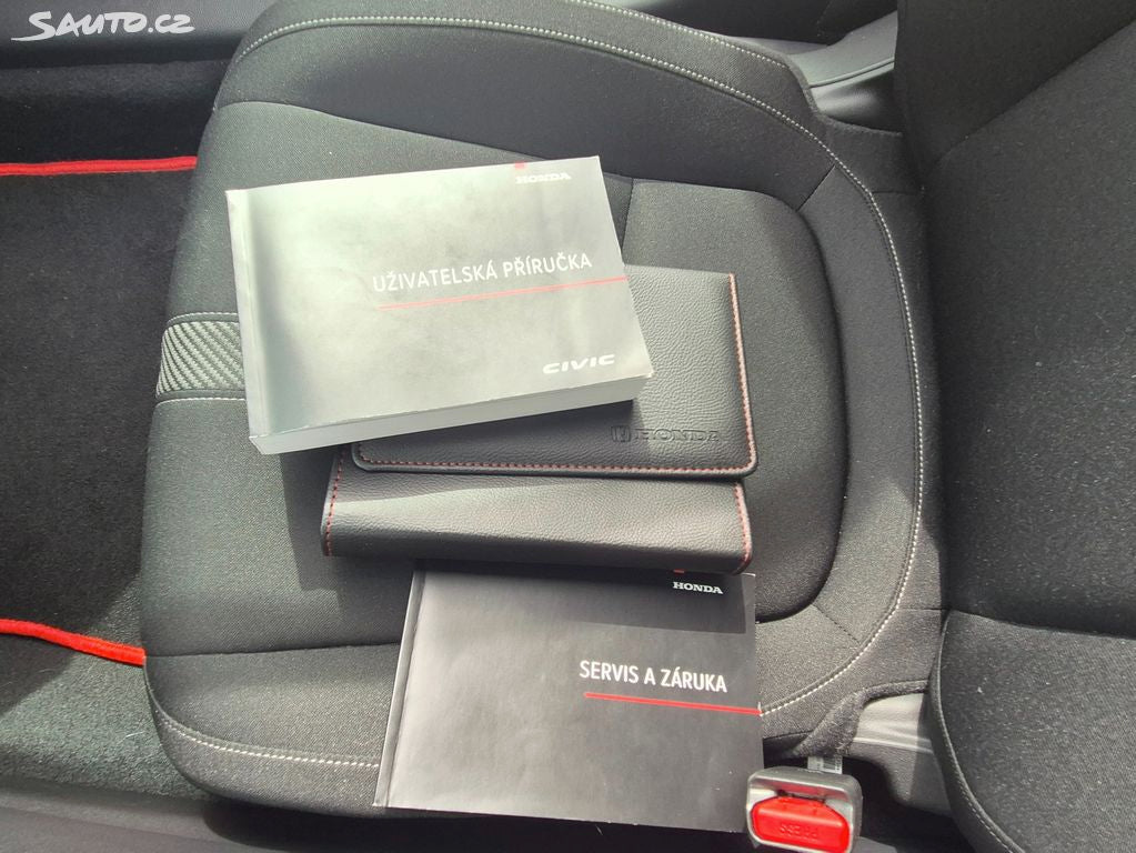 Honda Civic 1,5TV Sport 6MT - TOP STAV