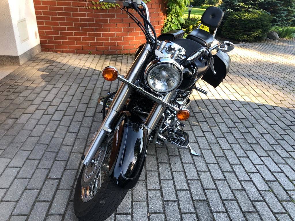 Yamaha XVS 1100 A DragStar Classic       MÁLO KM